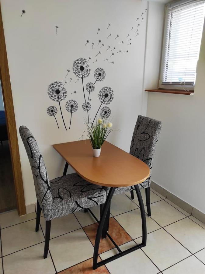 Apartments 4M Кострена Екстериор снимка