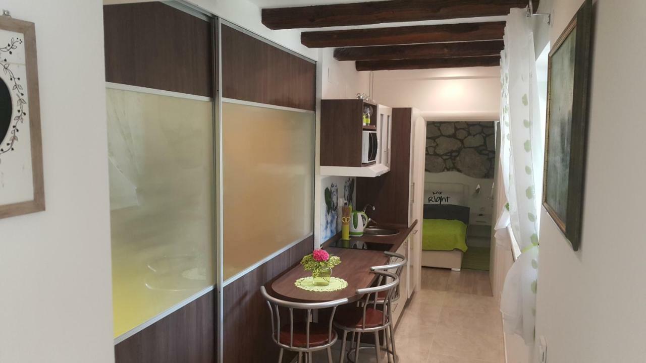 Apartments 4M Кострена Екстериор снимка